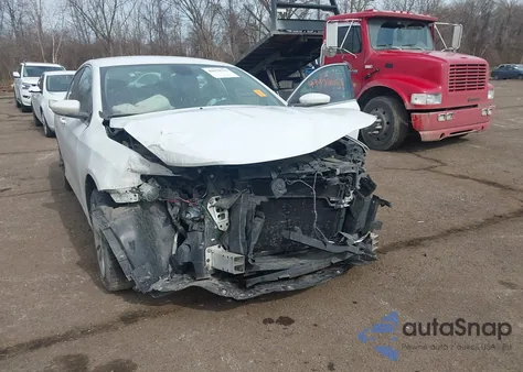 2016 Chrysler 200 Limited из США, поврежденный, VIN 1C3CCCABXGN154450